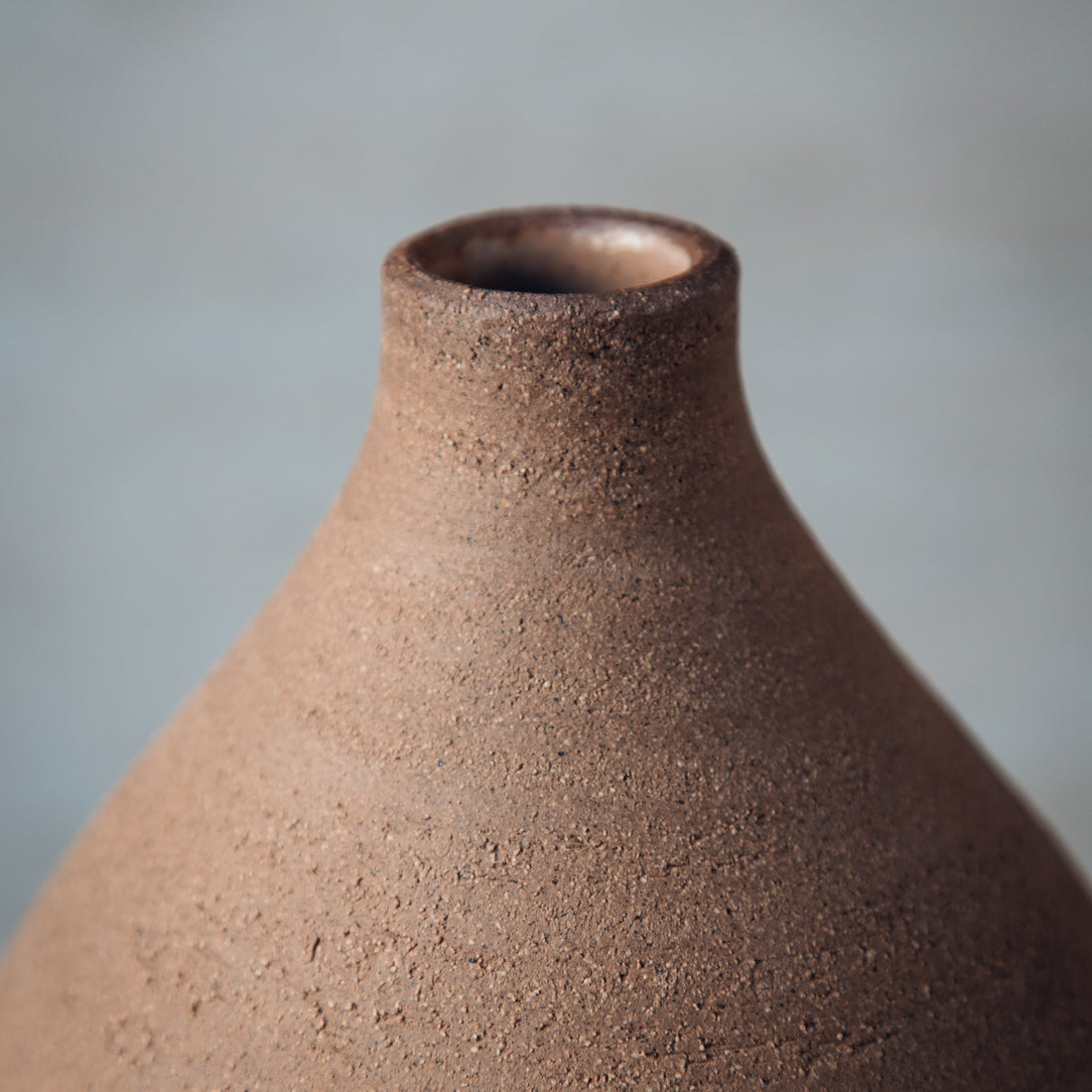 Damia Vase