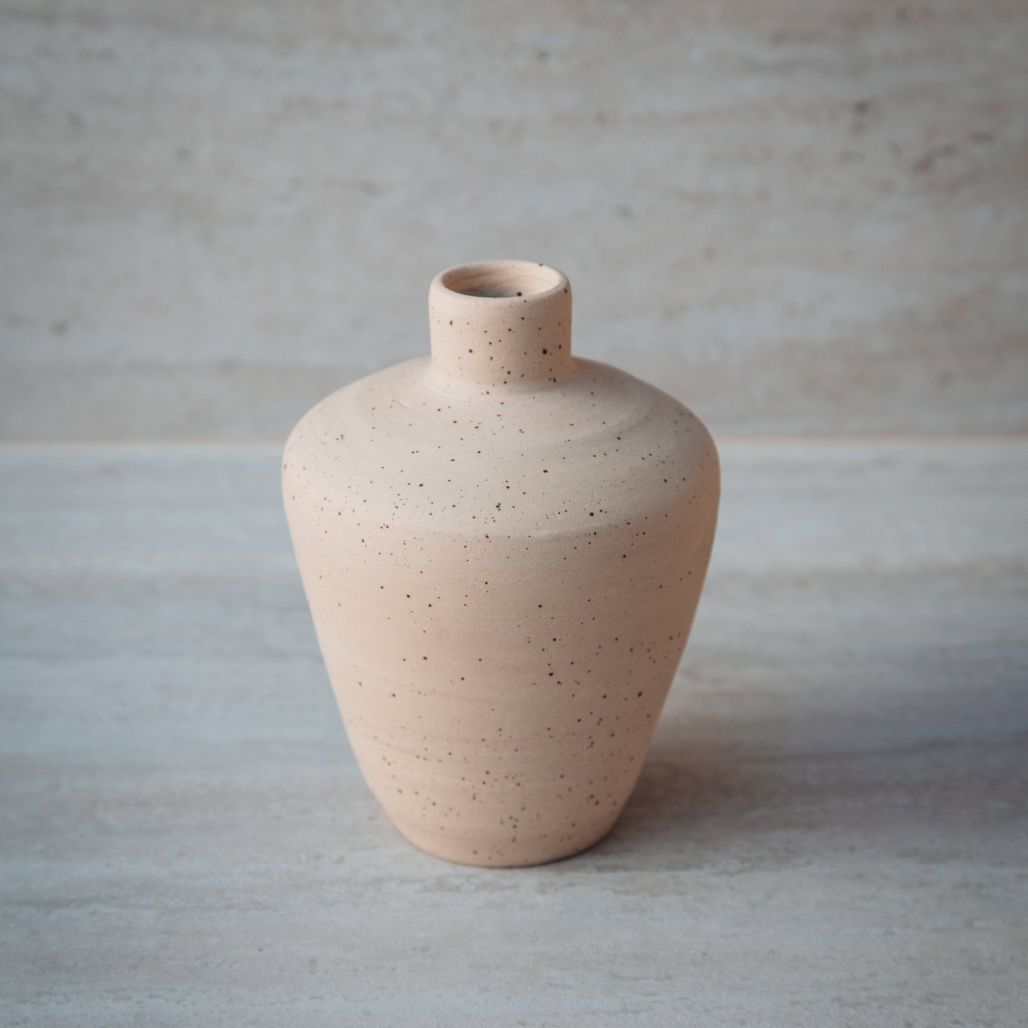 Ioli Vase